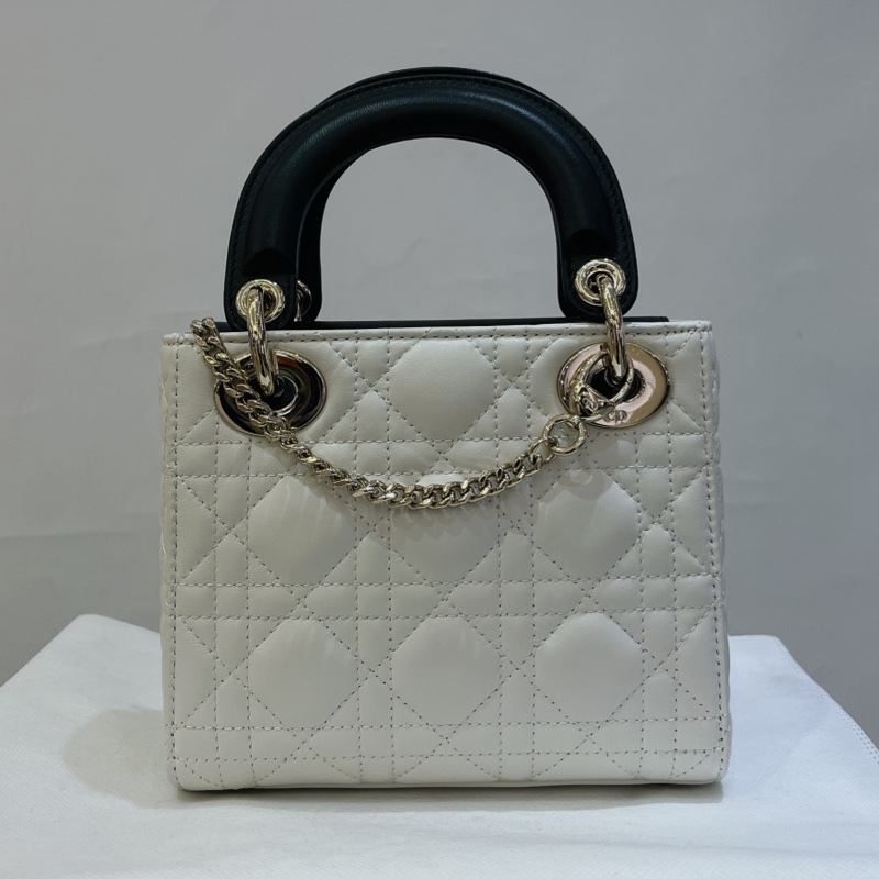 Dior 白羊皮黑把手 Mini Lady Dior-1