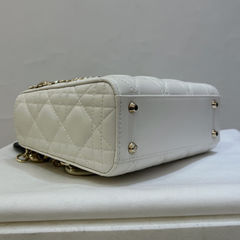 Dior 白羊皮黑把手 Mini Lady Dior-5