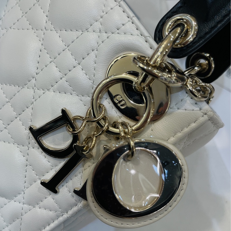 Dior 白羊皮黑把手 Mini Lady Dior-8