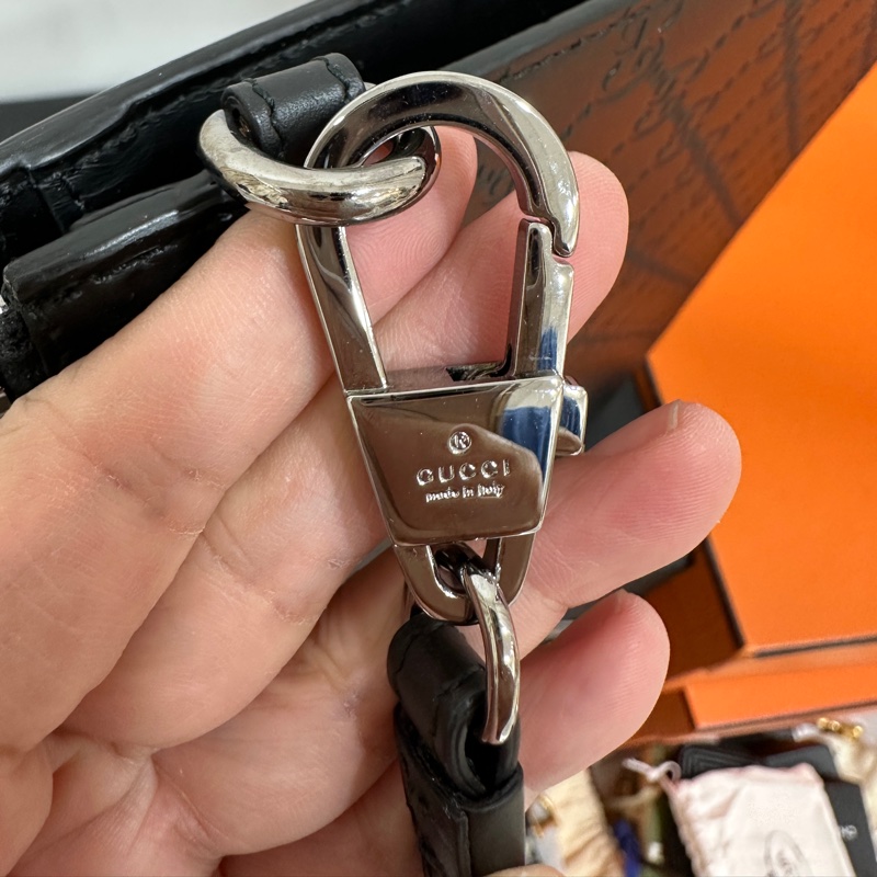 Gucci 爆款🔥 黑色 全皮壓紋 手拿包 文件包 手提包 公文包-14