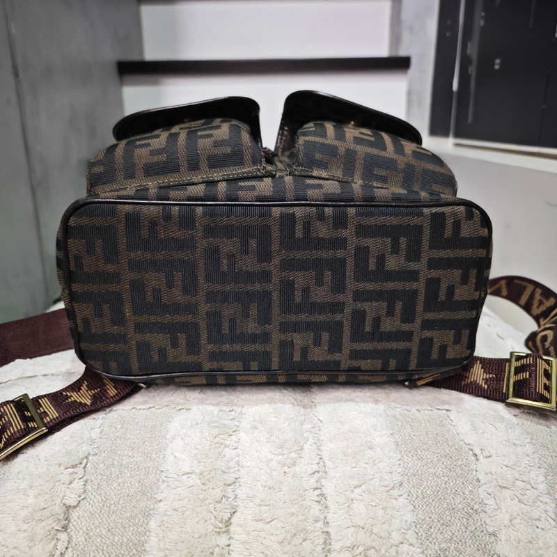 Fendi 老花 雙肩後背書包-8