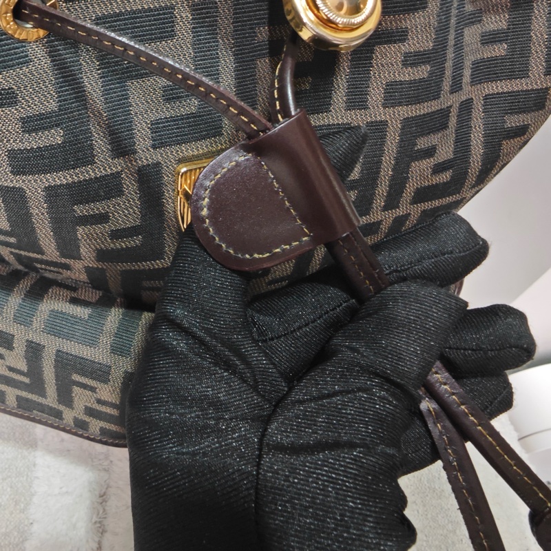 Fendi 老花 雙肩後背書包-24