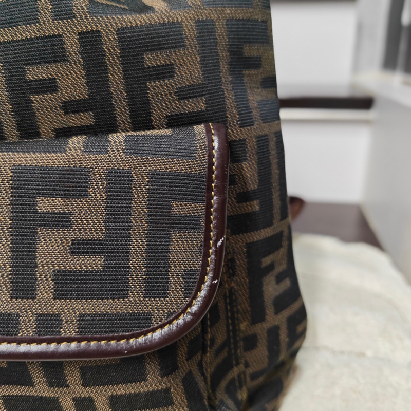 Fendi 老花 雙肩後背包-45