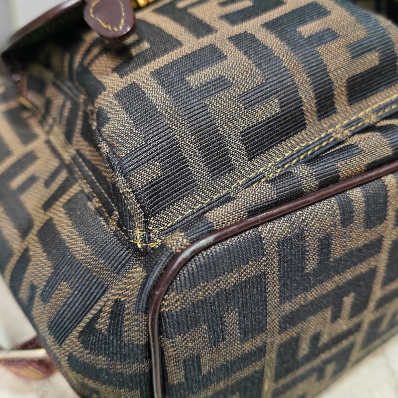 Fendi 老花 雙肩後背包-60