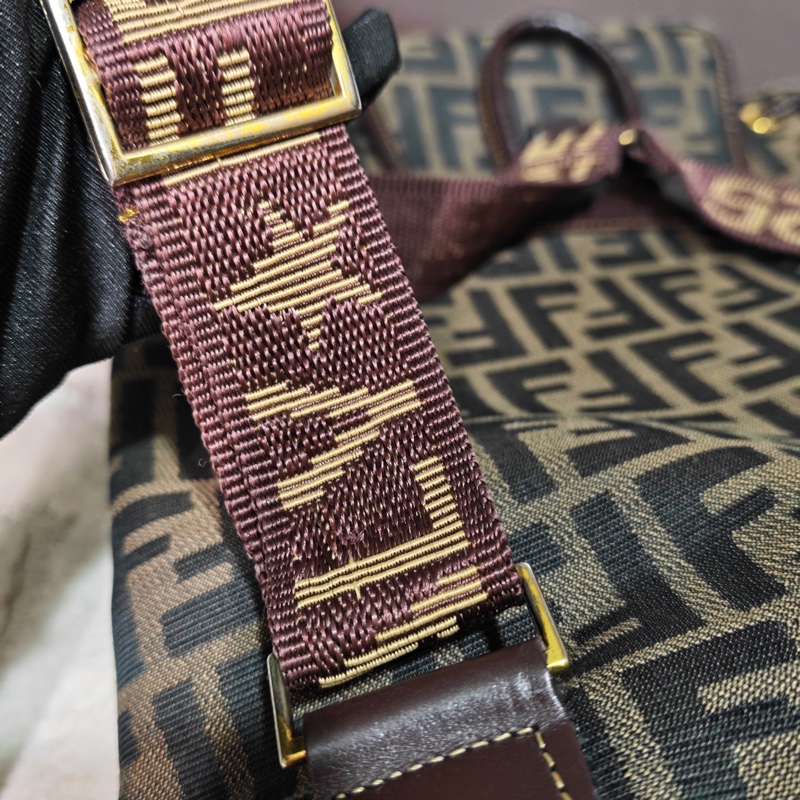 Fendi 老花 雙肩後背包-71