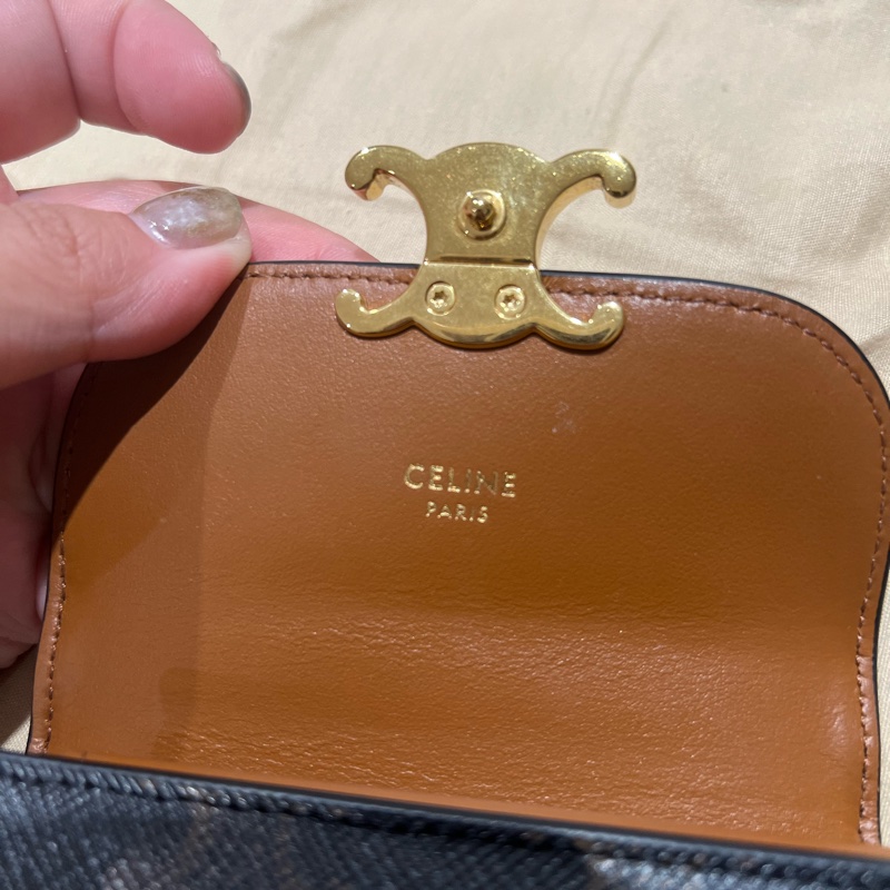 Celine老花短夾-9