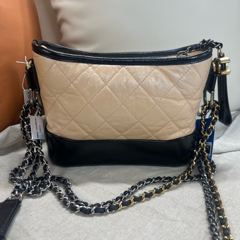 Chanel/香奈兒 gabrielle系列 流浪包 小號 奶茶色拼黑底 28開-0