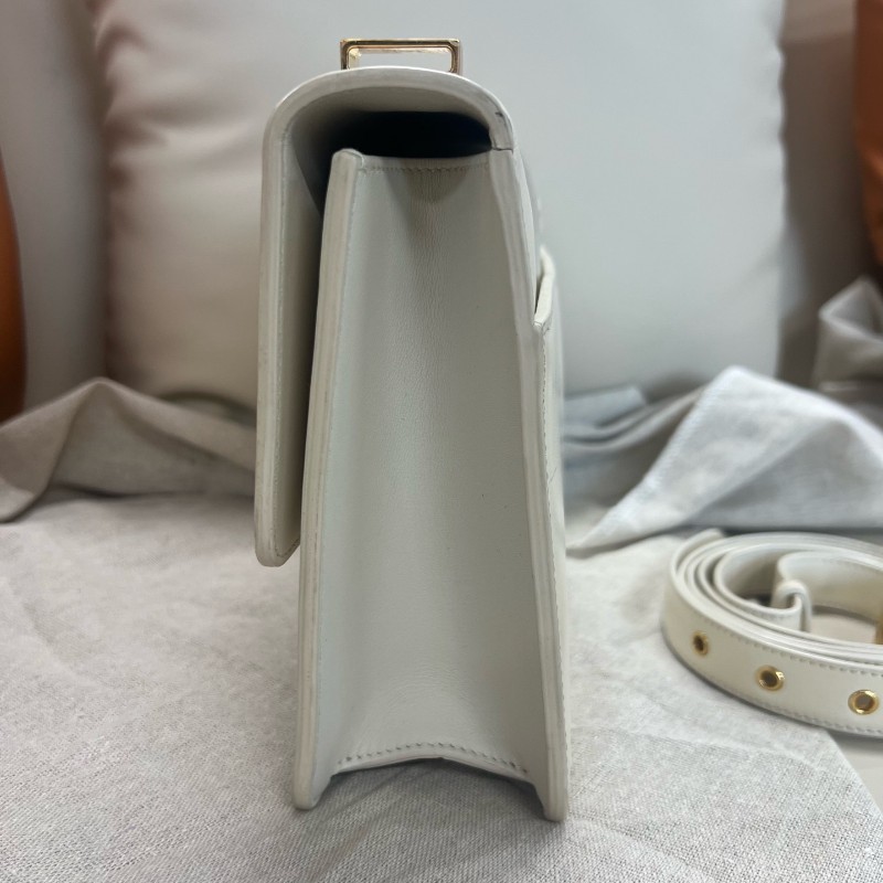 Dior/迪奧 蒙田30 中號 全皮款 30 montaigne 皮肩帶 白色 金扣 肩背包 斜背包-2