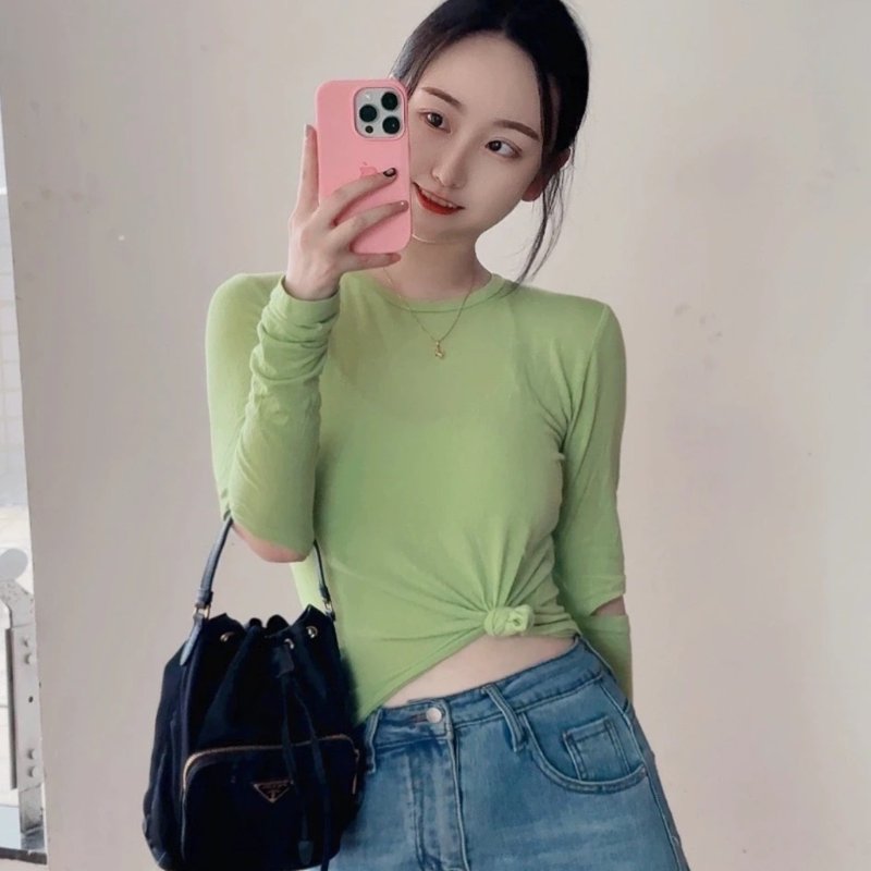 PRADA 經典三角標LOGO 尼龍束口水桶包-5