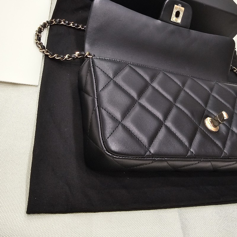 全新Chanel 法棍包(黑金.短鏈.晶片款)-9