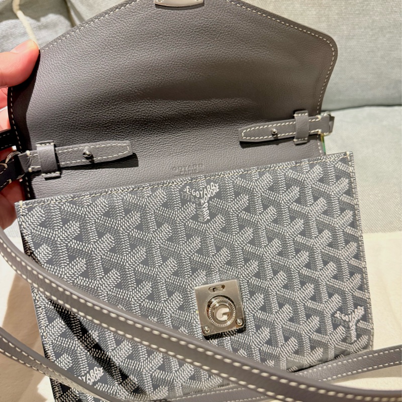 Goyard Chypre pouch 信封銀釦斜背包 灰銀-8