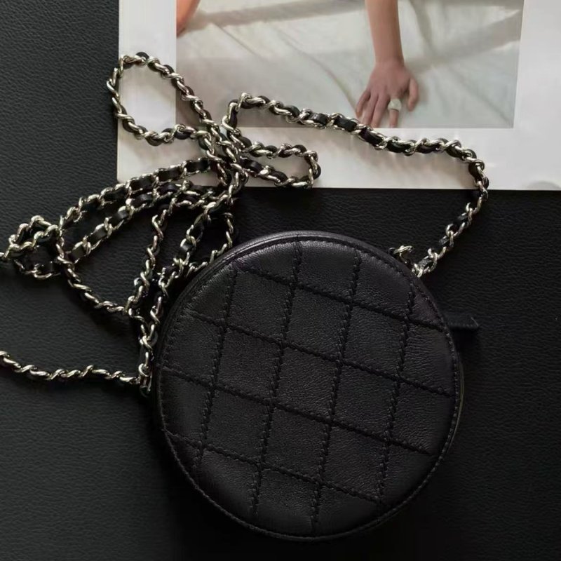 chanel 法朗扣圓餅包 10*10cm 全新 配件保卡塵袋-6