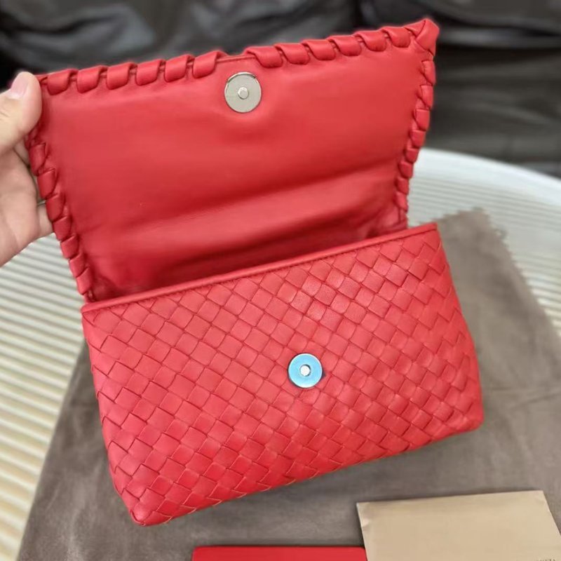 BV 紅色Olimpia 經典編織斜背鍊條包 小號 99新 配件塵袋-1