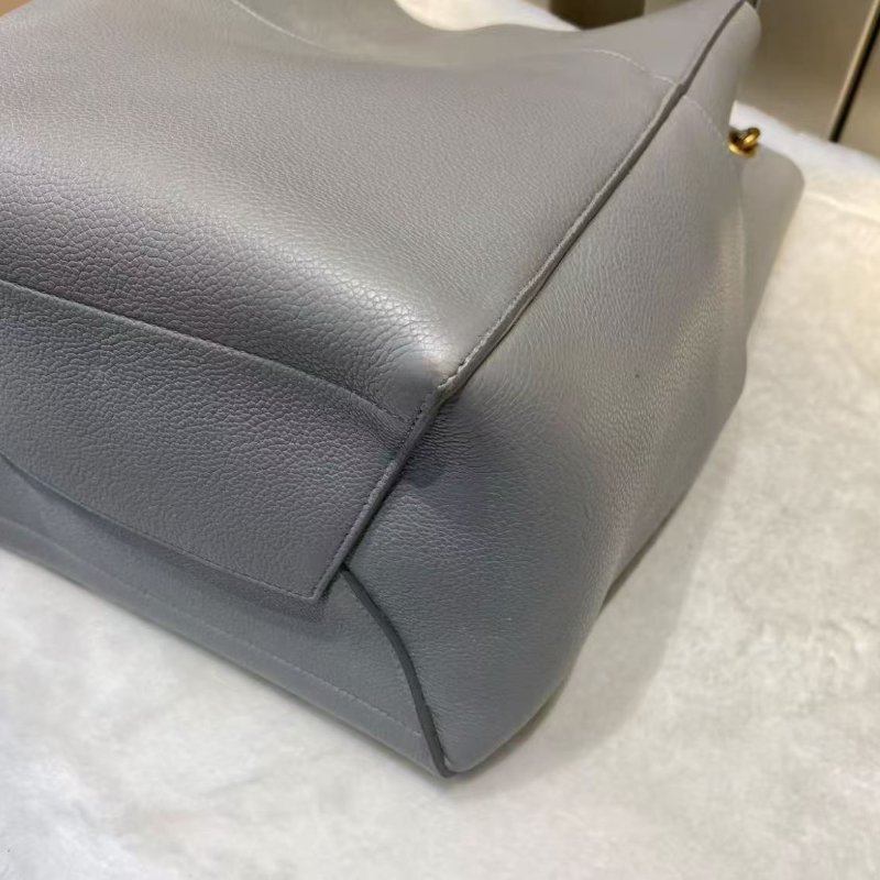 Celine 大象灰全皮水桶包23x33x17cm 96新 配件塵袋-3