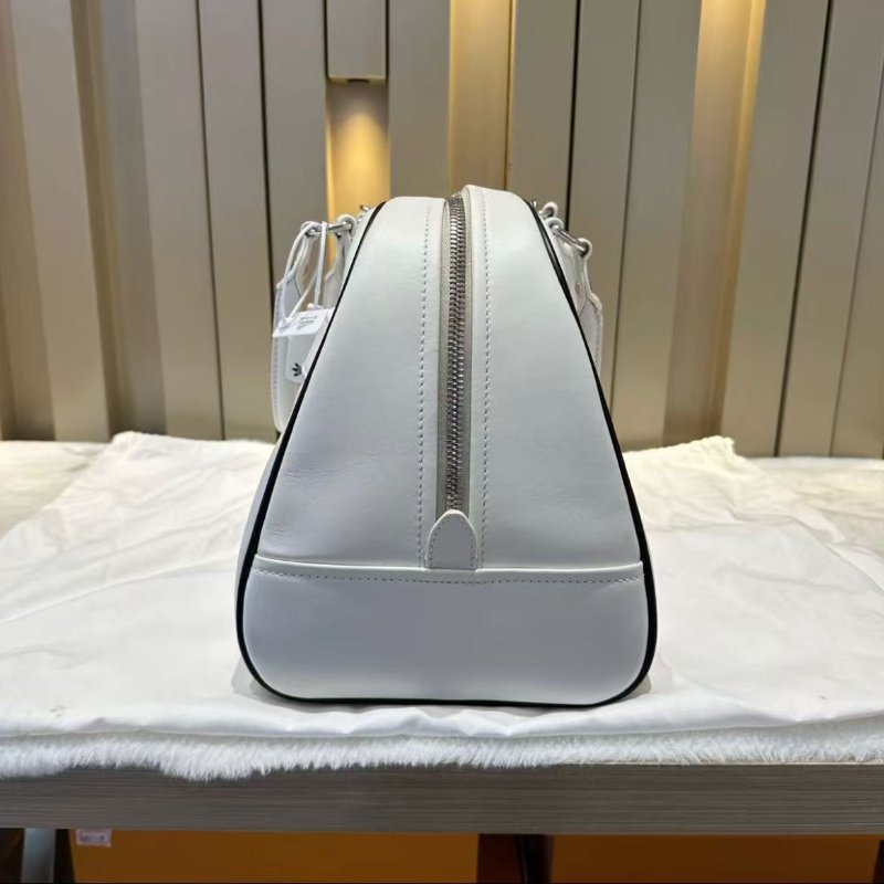 Prada x Adidas 聯名限量款保齡球包 雷哈娜同款 45x28x22cm 99新 配件保卡塵袋-5