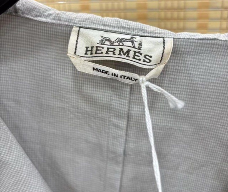 Hermes 愛馬仕2024春夏男裝新款上衣外套套頭襯衫 46碼 全新有吊牌 不規則衣領 拉鍊設計非常好看 設計感拉滿,走秀款-6