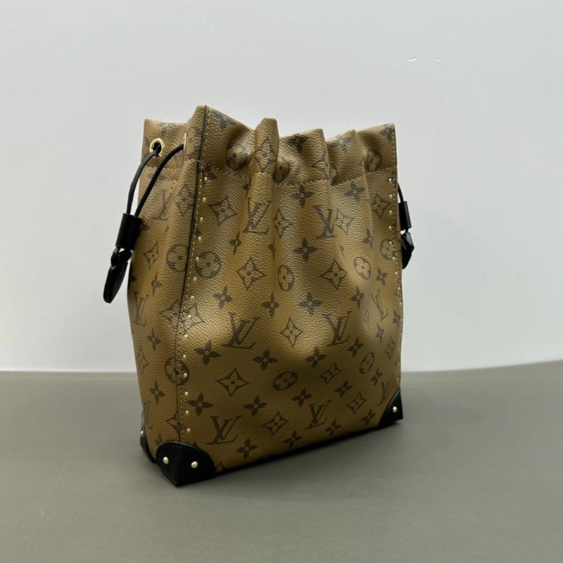 LV NOE Trunk新款抽繩水桶包芯片款 23*27*8 98新配件塵袋-1