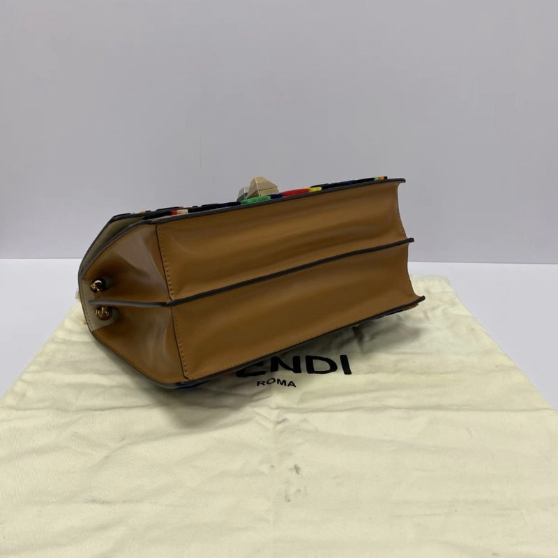 FENDI 限量款絲絨手提肩背斜背包 24.5*17*11 99新配件塵袋-3