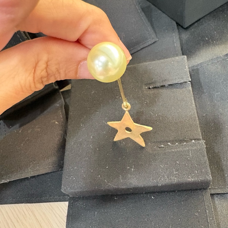 Dior 單支針式耳環 金色個性五角星-3