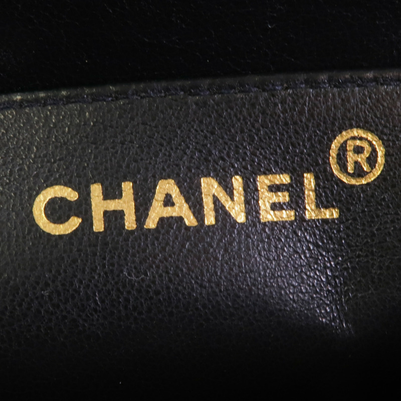 CHANEL 牛皮皮革Vintage Briefcase金扣手挽袋-11