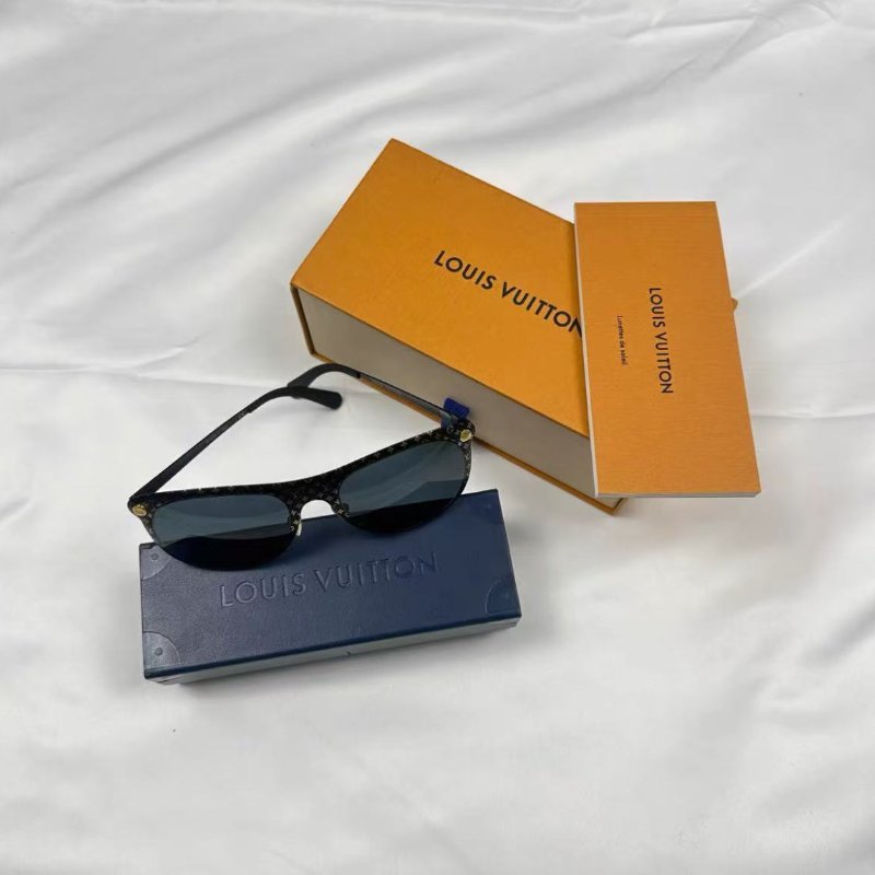 ✨LV 滿版老花墨鏡 全新有眼鏡盒-4