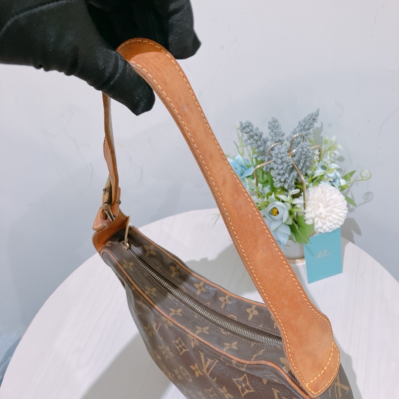 TK1786 Louis Vuitton路易威登老花豌豆包半月包 Monogram Pochette Croissant-59