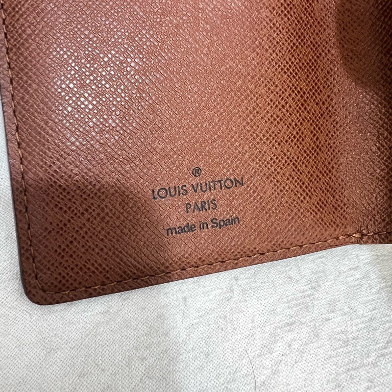 Louis Vuitton 經典曼哈頓扣頭拉鍊短夾-15