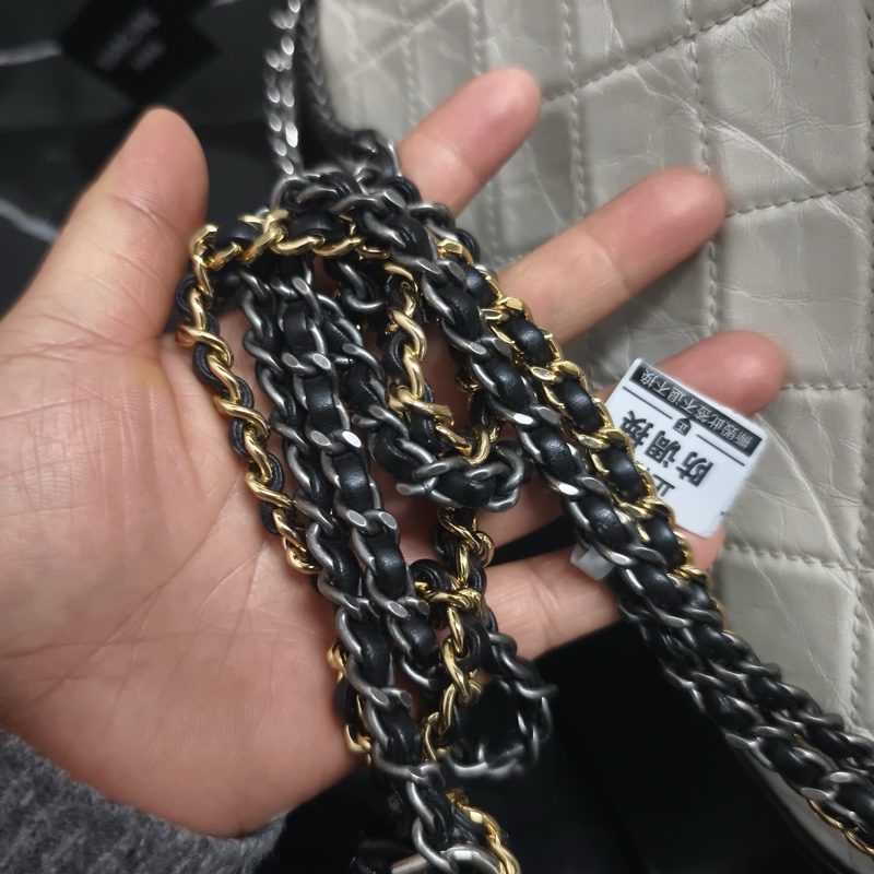 Chanel香奈兒 全皮黑白拼色 中號 流浪包 肩背包 斜背包-17