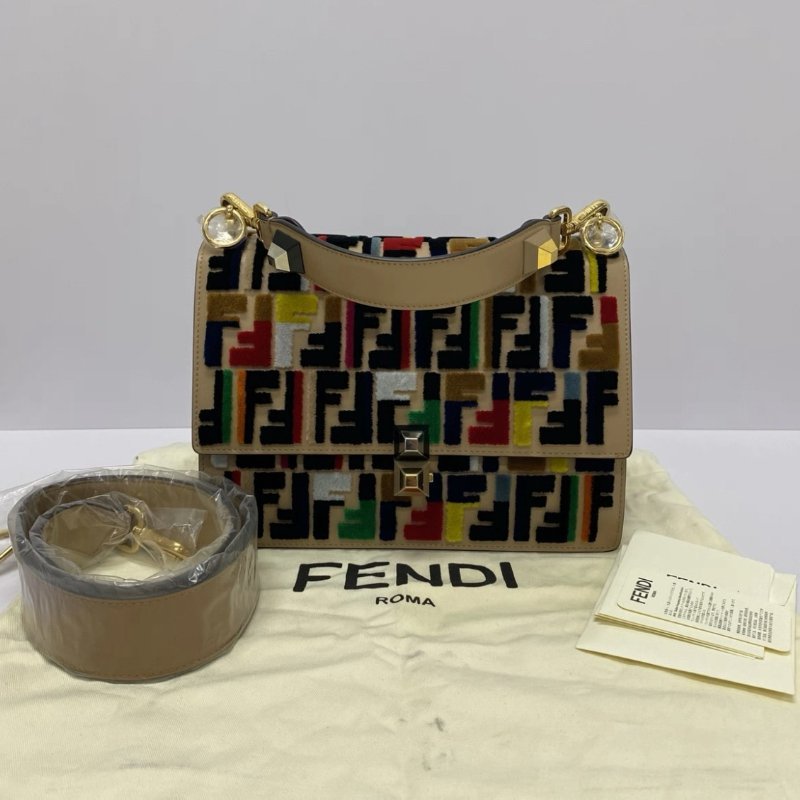 FENDI 限量款絲絨手提肩背斜背包 24.5*17*11 99新配件塵袋-3