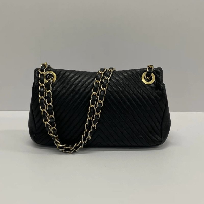 CHANEL 黑金V紋CF大mini肩背斜背包 23*14*5.5 98新配件塵袋-5