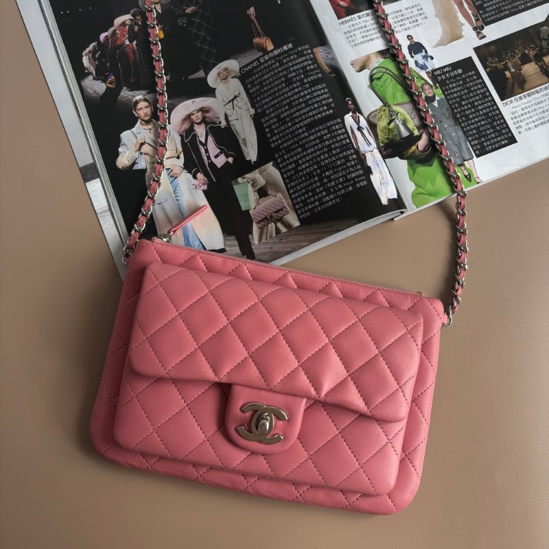 ::CHANEL:: 香奈兒 經典雙C銀釦 菱格紋豆沙粉色雙層扁斜背包-0