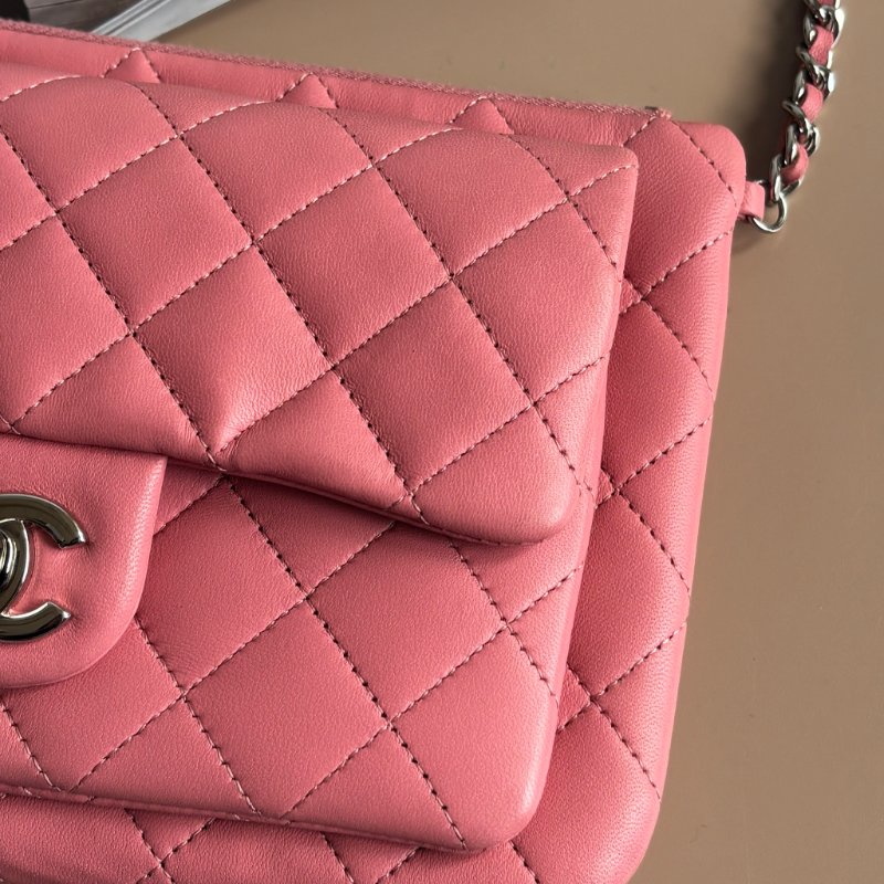 ::CHANEL:: 香奈兒 經典雙C銀釦 菱格紋豆沙粉色雙層扁斜背包-3