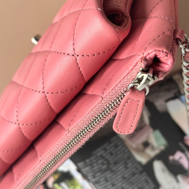 ::CHANEL:: 香奈兒 經典雙C銀釦 菱格紋豆沙粉色雙層扁斜背包-12