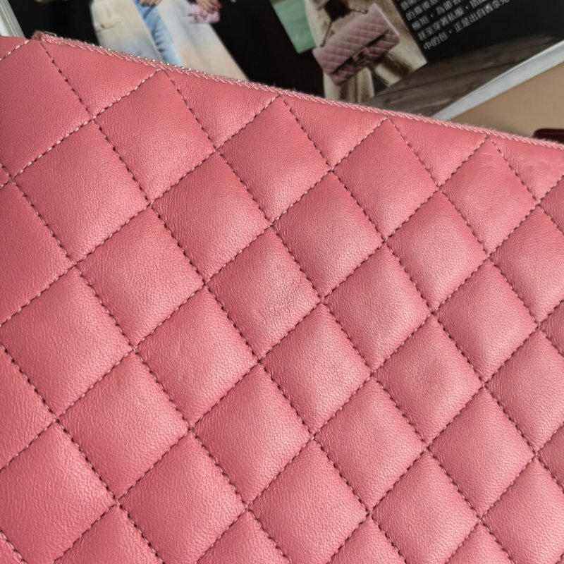 ::CHANEL:: 香奈兒 經典雙C銀釦 菱格紋豆沙粉色雙層扁斜背包-15
