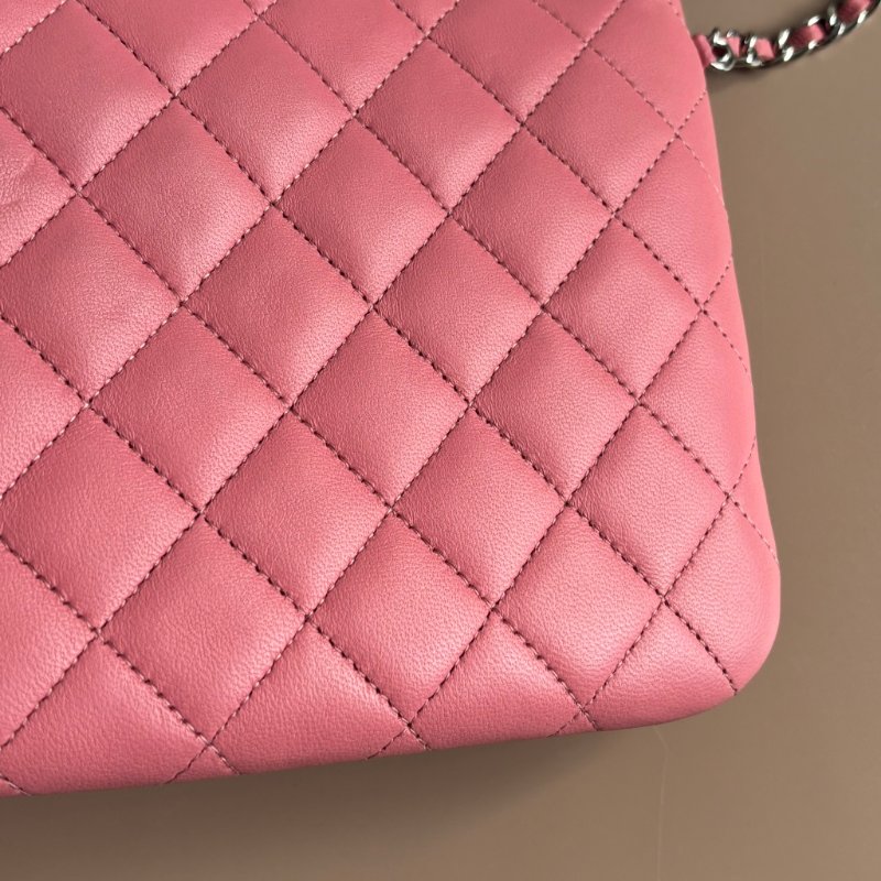 ::CHANEL:: 香奈兒 經典雙C銀釦 菱格紋豆沙粉色雙層扁斜背包-17