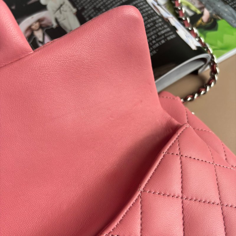 ::CHANEL:: 香奈兒 經典雙C銀釦 菱格紋豆沙粉色雙層扁斜背包-23