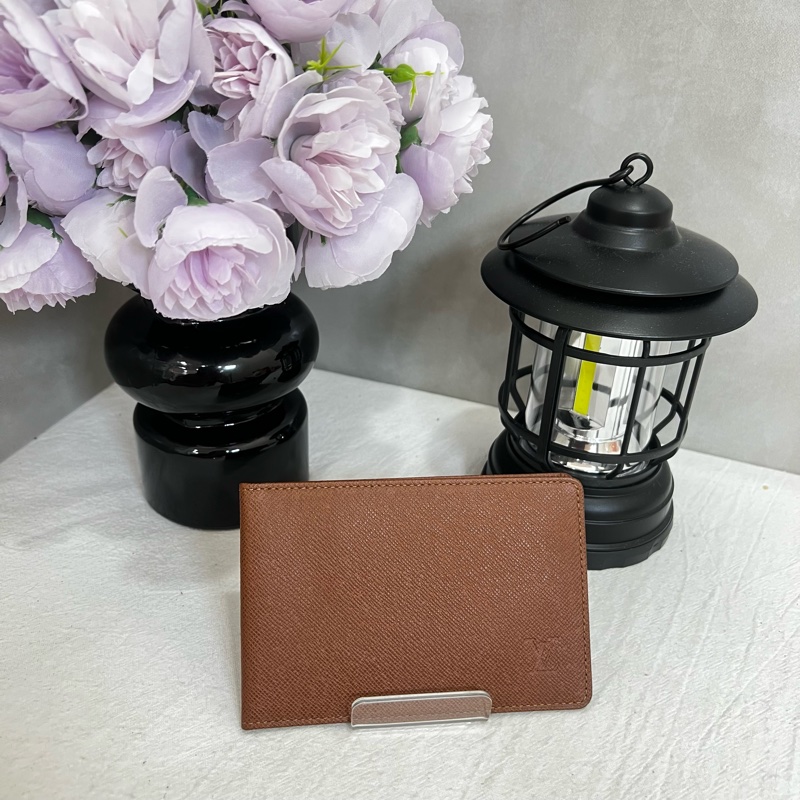 Louis Vuitton 經典皮革卡夾名片夾-1