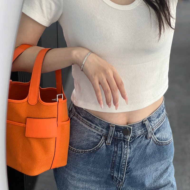 HERMES 橘色金扣cargo菜籃子 手提包 18*18*14 全新閒置配件盒子塵袋鑰匙鎖-0