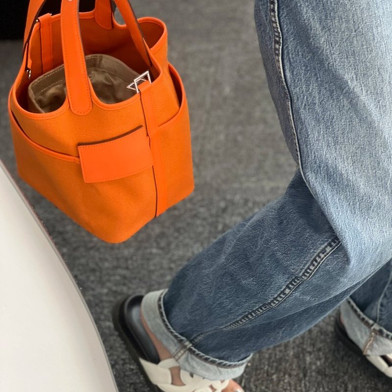 HERMES 橘色金扣cargo菜籃子 手提包 18*18*14 全新閒置配件盒子塵袋鑰匙鎖-1