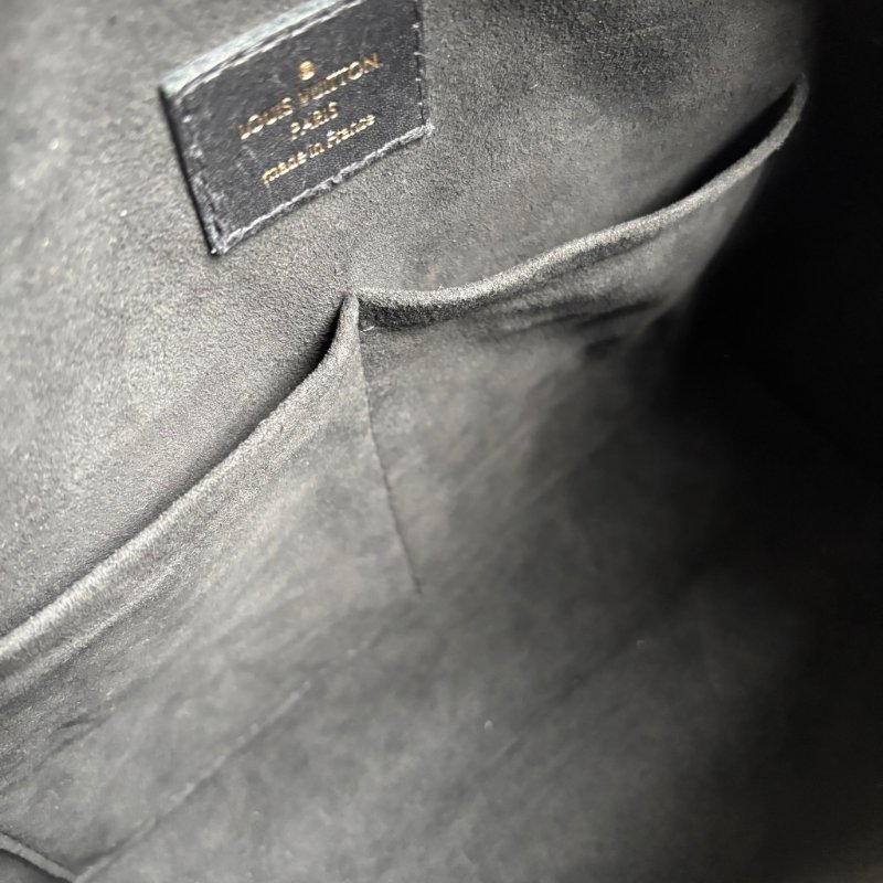 ::Louis Vuitton:: M43595 City Malle淺棕色花紋拼接黑色牛皮手提兩用包 斜背包-38