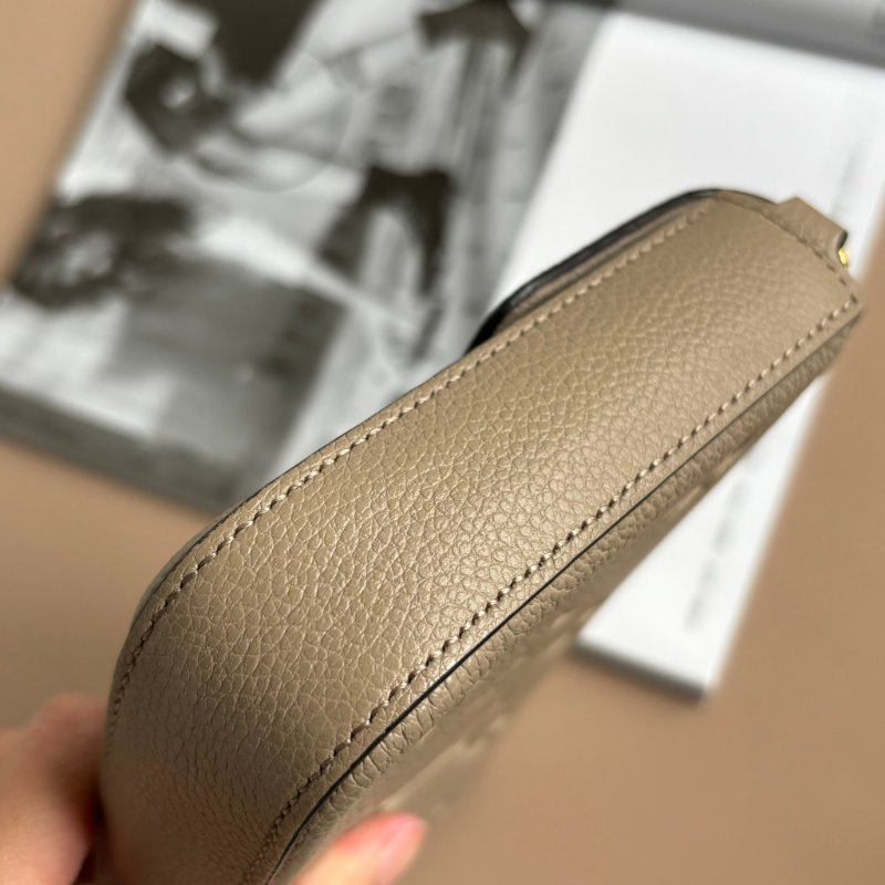 ::LOUIS VUITTON:: LV M82610 Félicie Pochette 斑鳩灰WOC鏈包-4