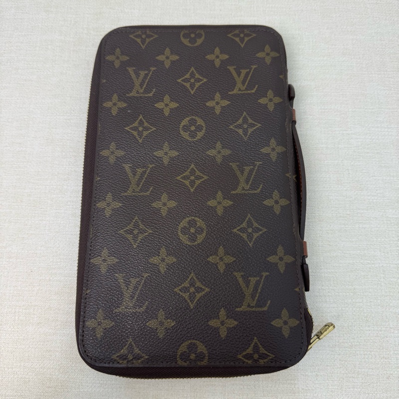 Louis Vuitton 老花多功能手拿包-3