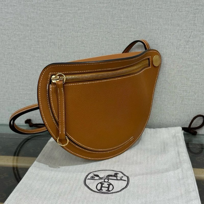 HERMES 金棕金扣course月亮馬鞍包 24*18 99新配件塵袋-1