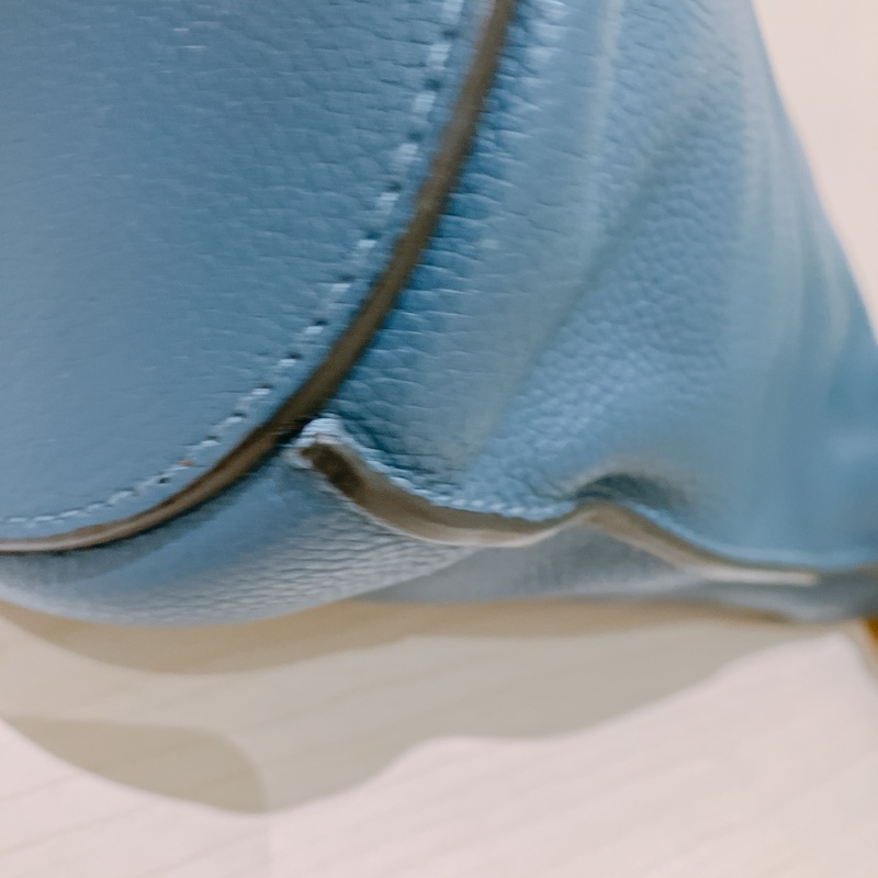 TK1787 Loewe 羅意威水桶包Gate Bucket Blue-17