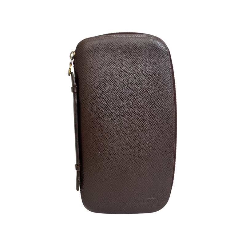 Louis Vuitton 皮革拉鍊手拿包-0