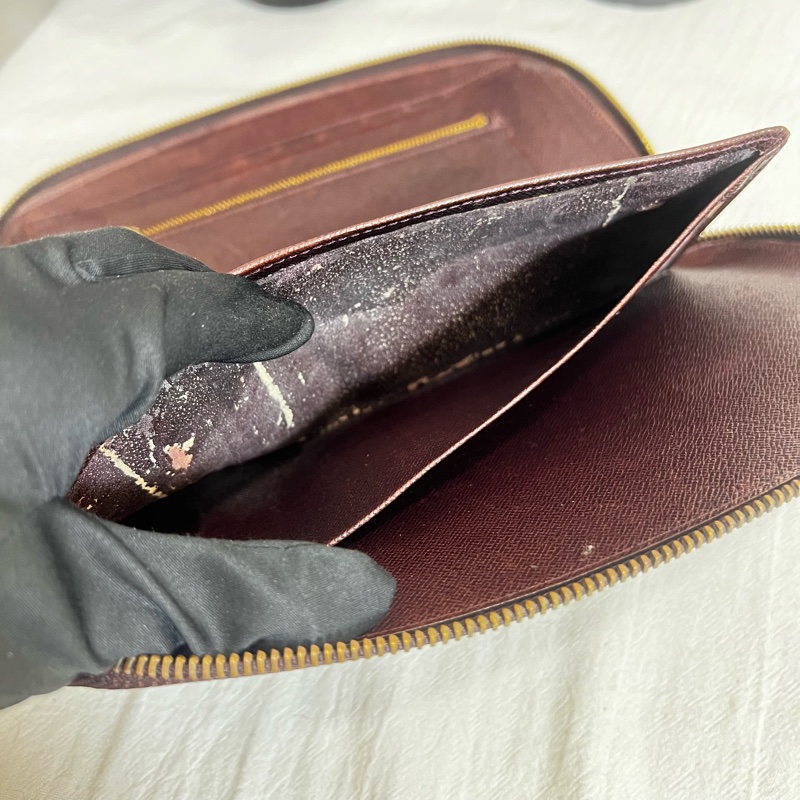 Louis Vuitton 皮革拉鍊手拿包-7