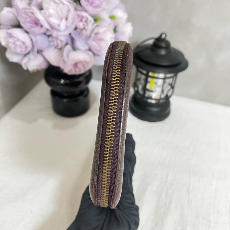 Louis Vuitton 皮革拉鍊手拿包-16