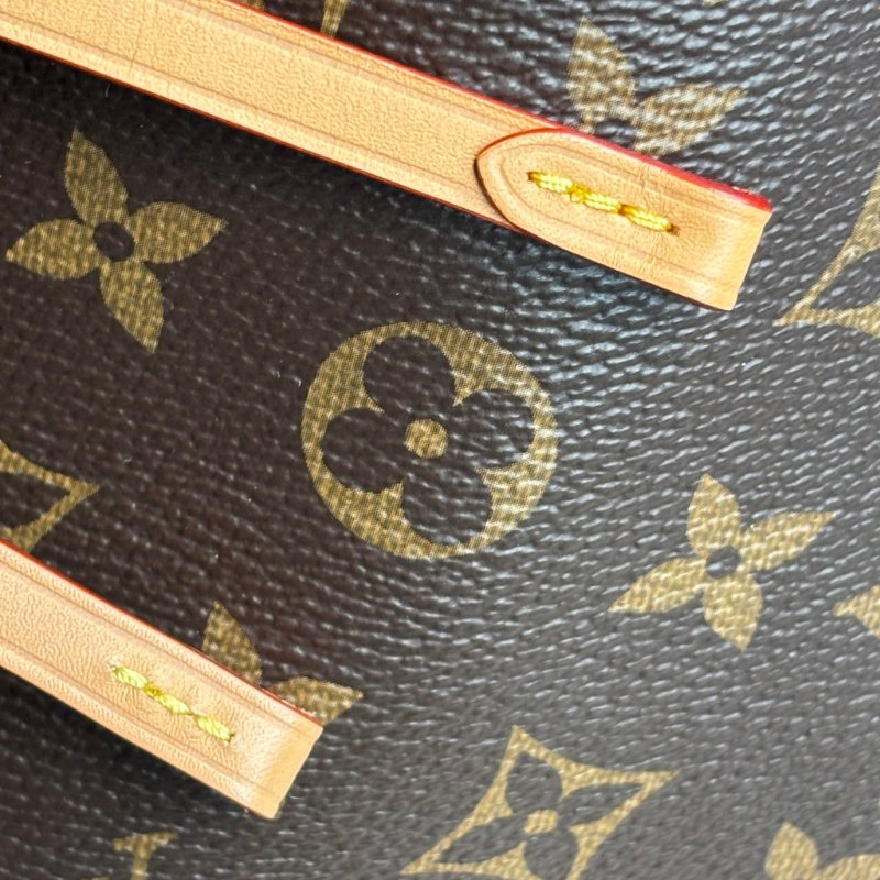 ::LOUIS VUITTON:: LV M46197 CarryAll MM Monogram 肩背包-21