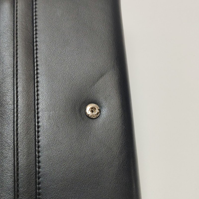 Fendi 牛皮 鉚釘 裝飾 字母 logo 斜背包 單肩包-15