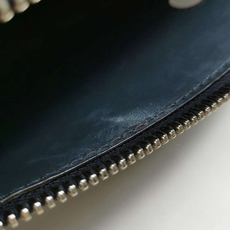 Fendi Dotcom 牛皮 純色 錐形 螺柱 子母包 單肩包-10